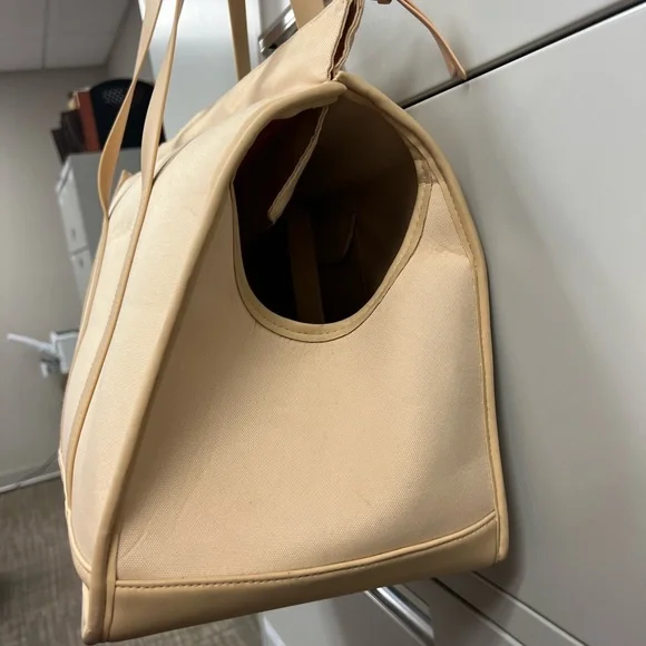 Wildone dog carrier